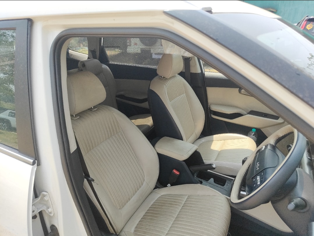 Used 2025 Kia Carens Clavis Used 2025 Kia Carens Clavis