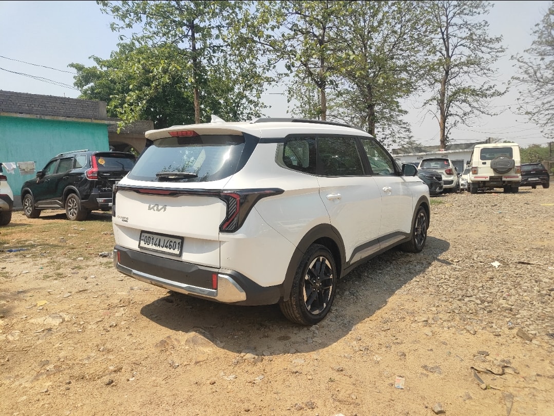 Used 2025 Kia Carens Clavis Used 2025 Kia Carens Clavis