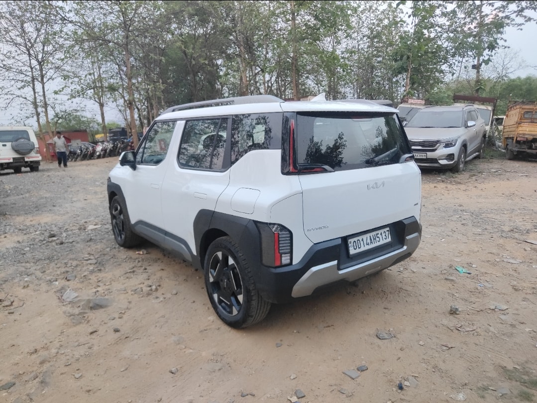 Used 2025 Kia Syros Used 2025 Kia Syros