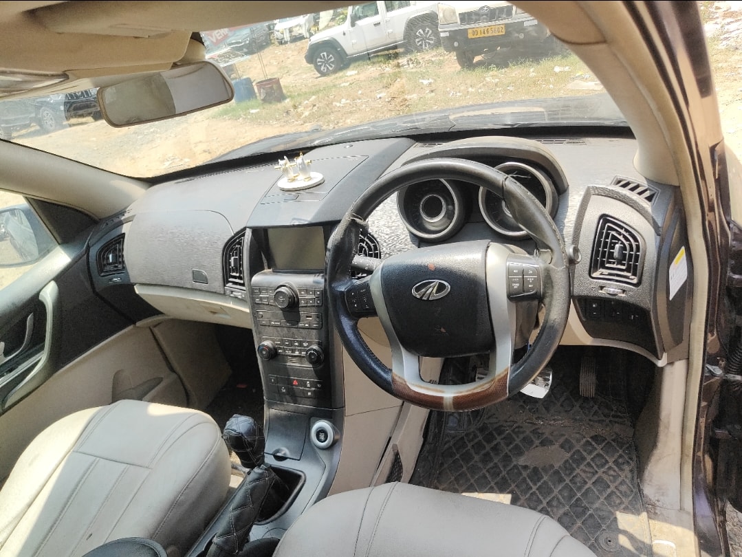 Used 2015 Mahindra XUV500 Used 2015 Mahindra XUV500