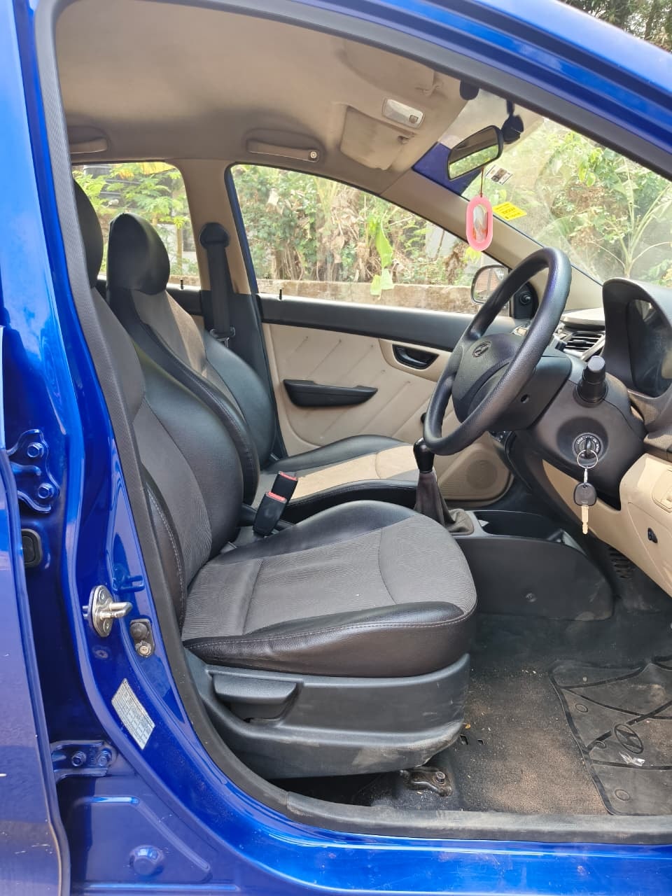 Used 2013 Hyundai EON Used 2013 Hyundai EON