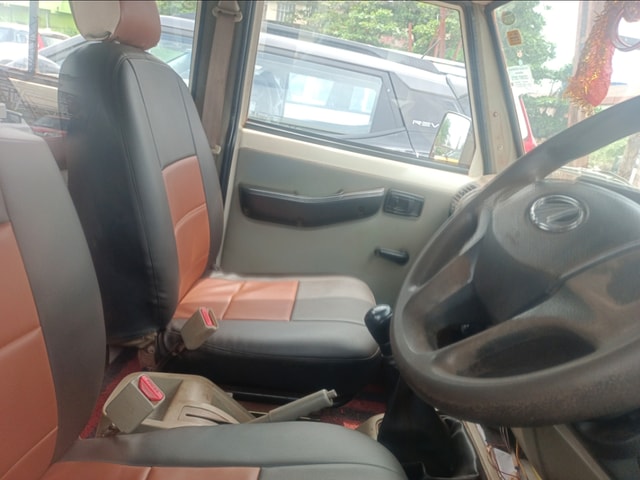 View Mahindra Bolero Image 16 Used Mahindra Bolero Image 16