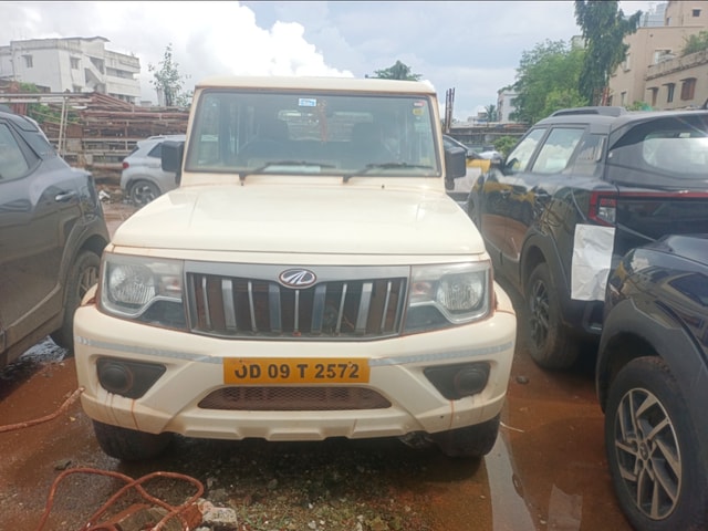 View Mahindra Bolero Image 2 Used Mahindra Bolero Image 2