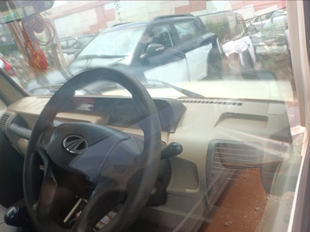 View Mahindra Bolero Image 13 Used Mahindra Bolero Image 13