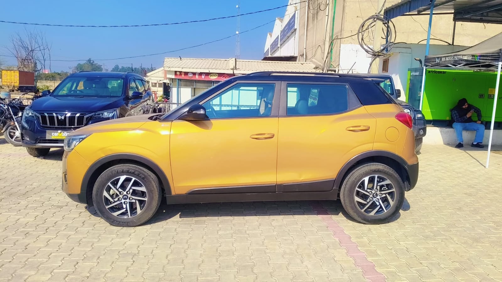 Used 2022 Mahindra XUV300 Used 2022 Mahindra XUV300
