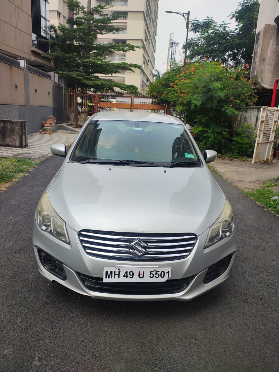 Ciaz image 1 Ciaz image 1