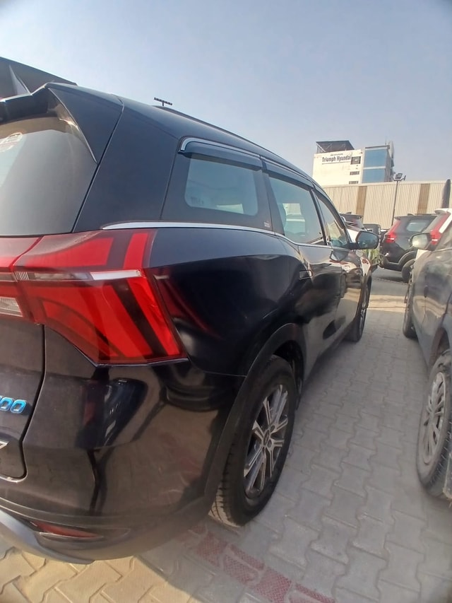 View Mahindra XUV700 Image 6 Used Mahindra XUV700 Image 6