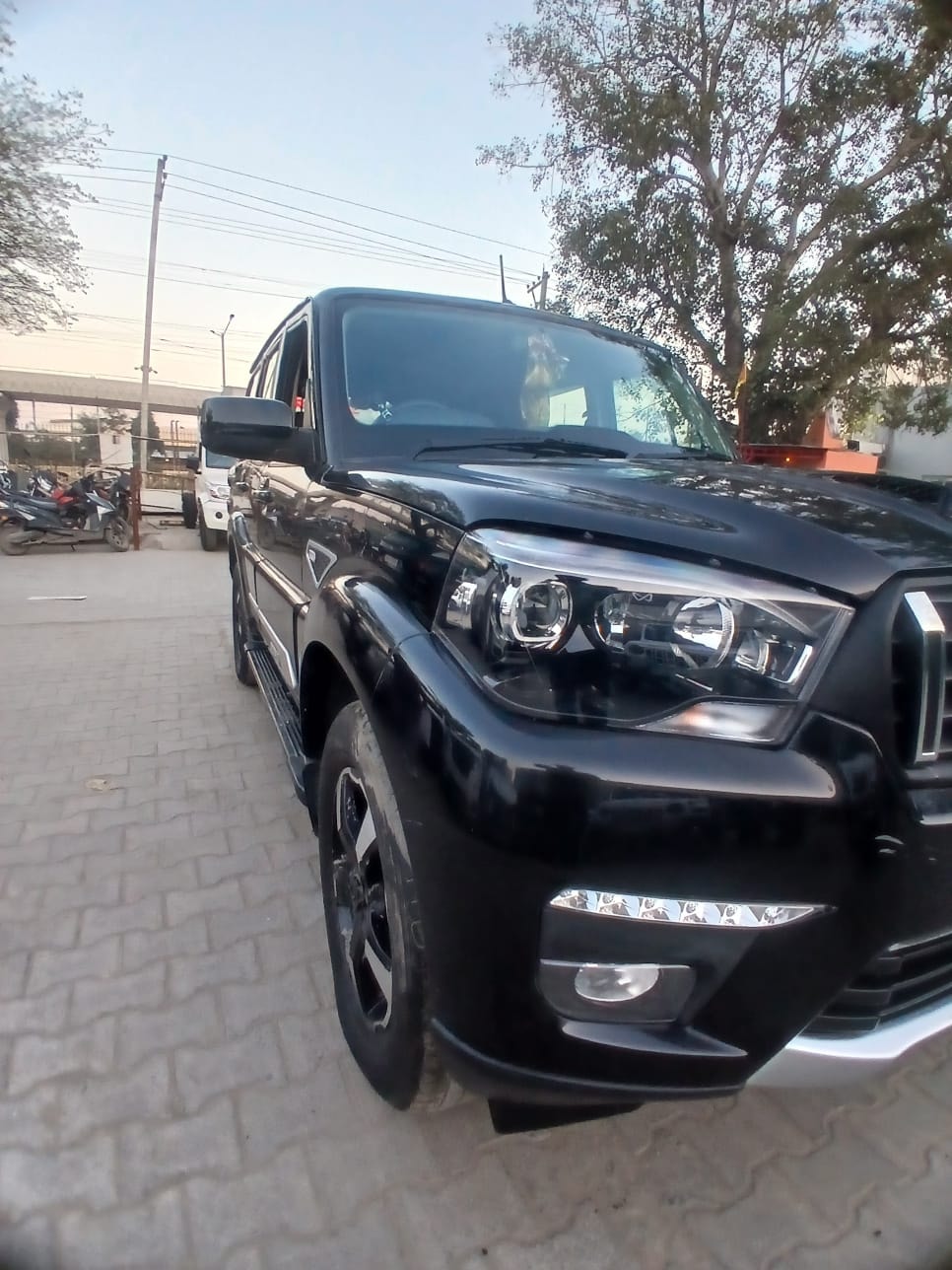 Used 2022 Mahindra Scorpio Classic Used 2022 Mahindra Scorpio Classic