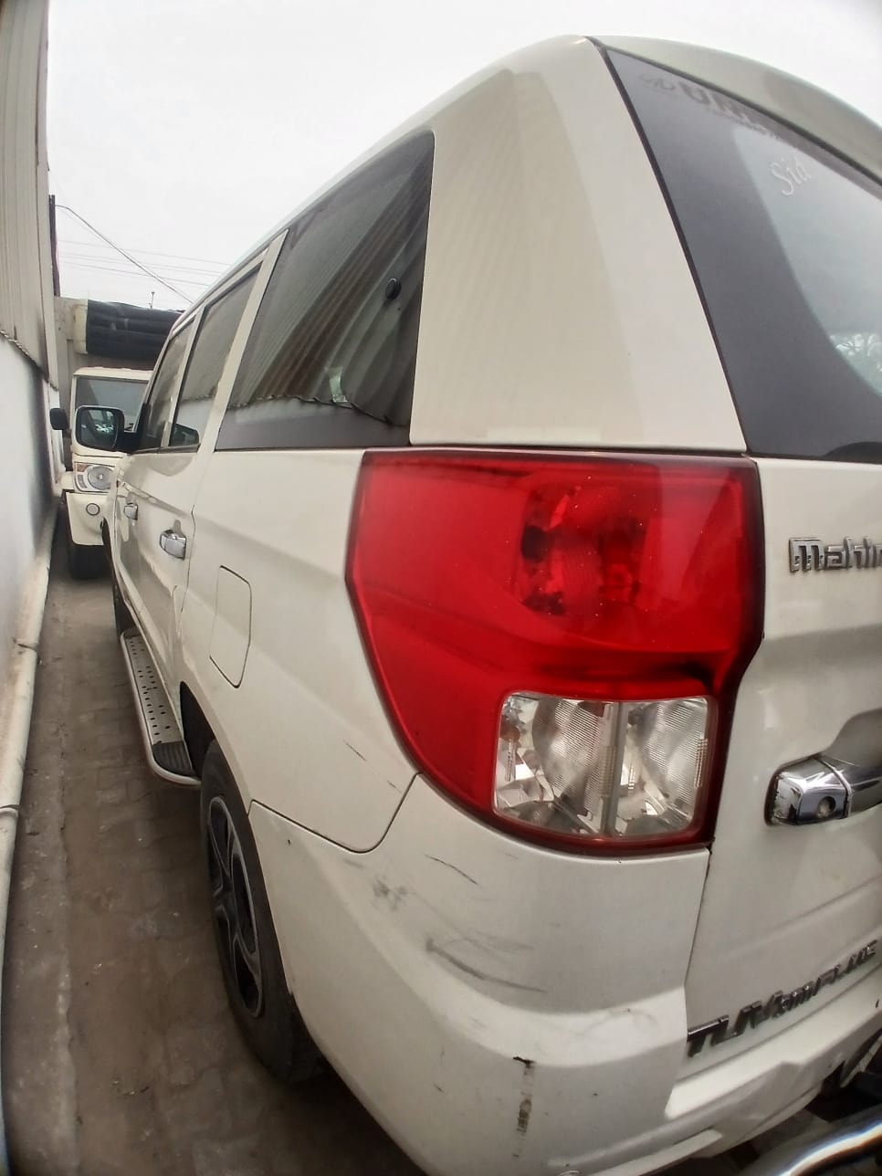 Used 2018 Mahindra TUV300 Used 2018 Mahindra TUV300