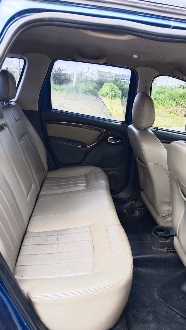 View Renault Duster Image 17 Used Renault Duster Image 17