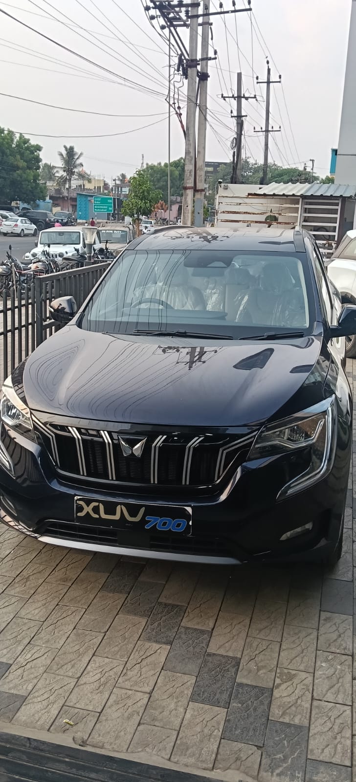 Used 2022 Mahindra XUV700 Used 2022 Mahindra XUV700