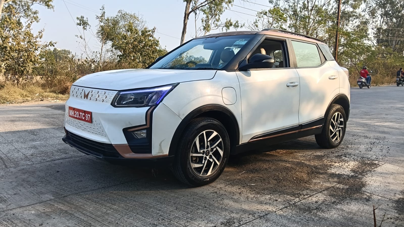Used 2024 Mahindra XUV400 Used 2024 Mahindra XUV400