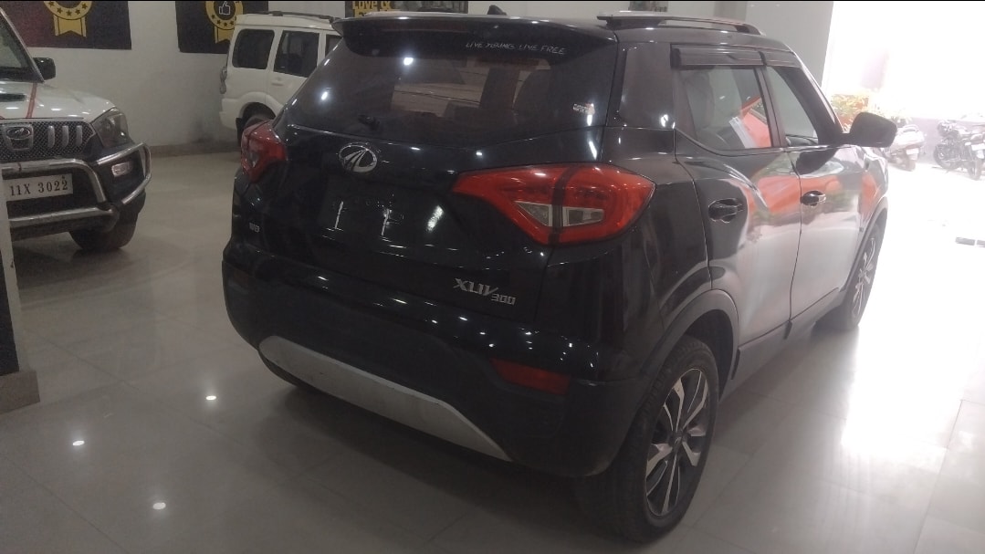 Used 2019 Mahindra XUV300 Used 2019 Mahindra XUV300