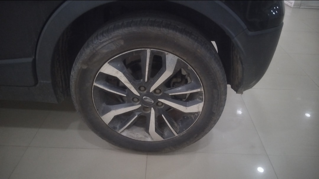 Used 2019 Mahindra XUV300 Used 2019 Mahindra XUV300