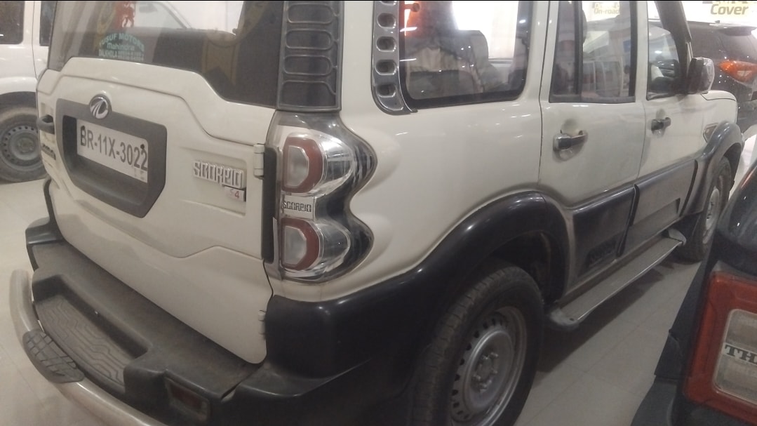 Used 2015 Mahindra Scorpio Used 2015 Mahindra Scorpio