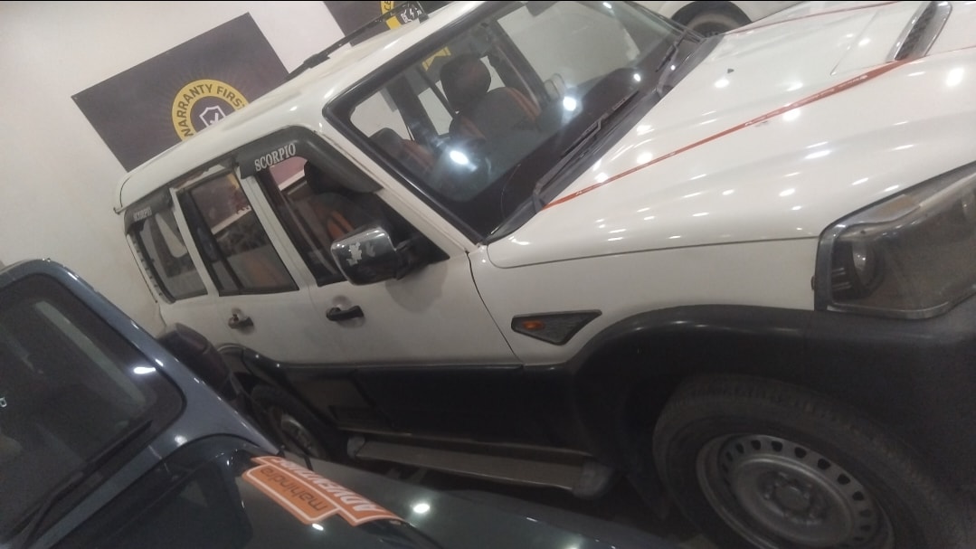 Used 2015 Mahindra Scorpio Used 2015 Mahindra Scorpio