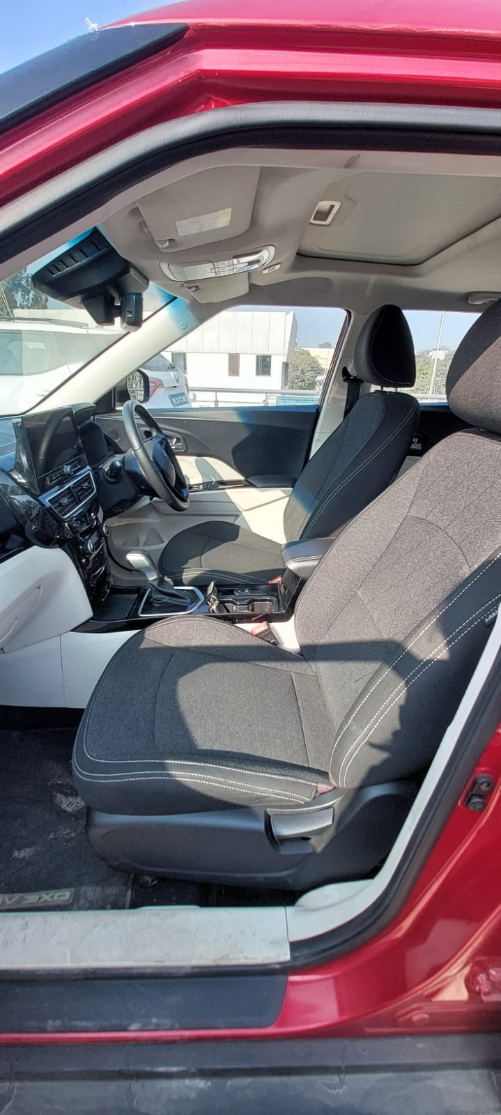 Used 2024 Mahindra XUV 3XO Used 2024 Mahindra XUV 3XO