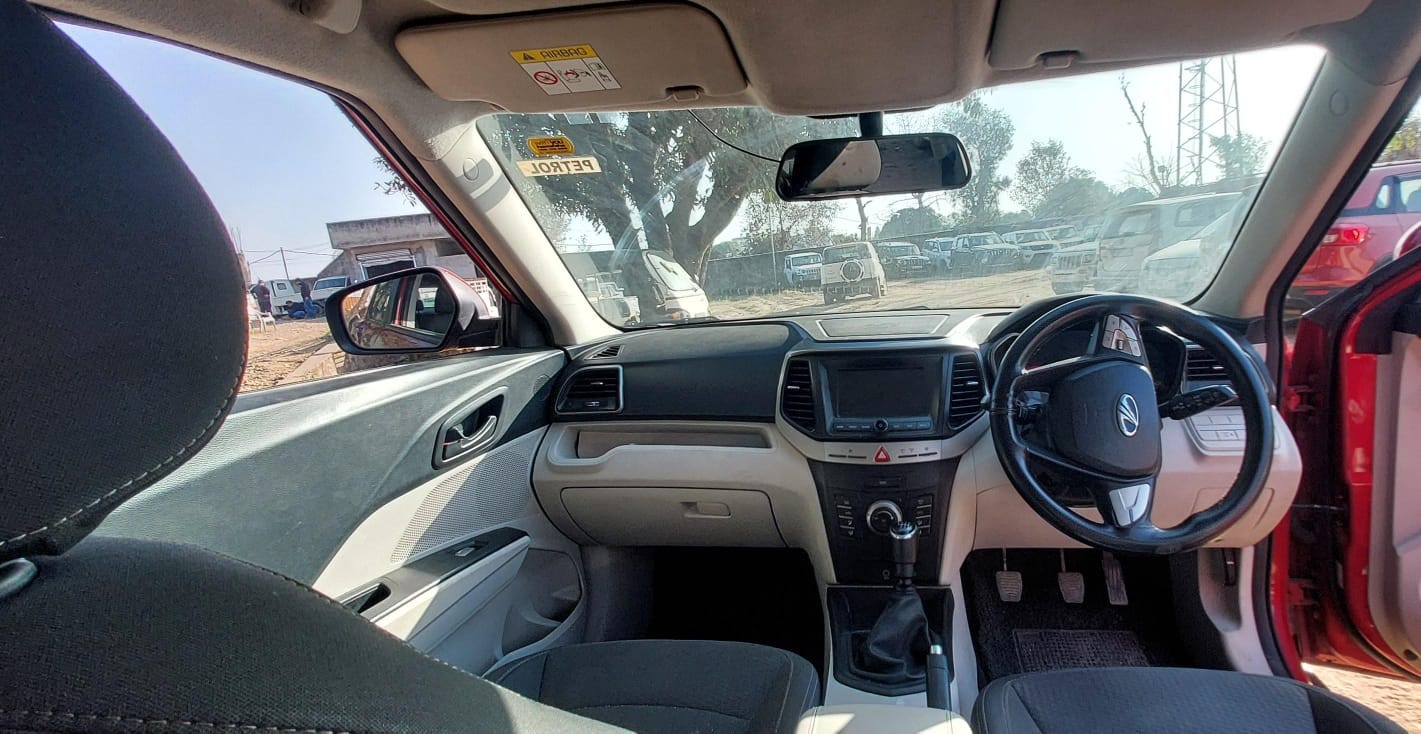 Used 2020 Mahindra XUV300 Used 2020 Mahindra XUV300