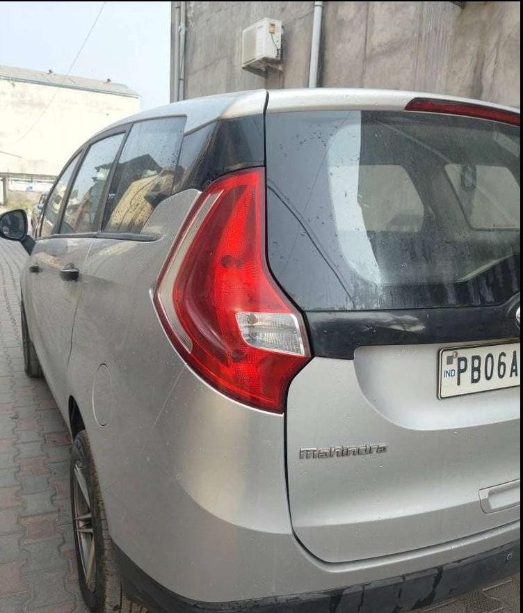 Used 2018 Mahindra Marazzo Used 2018 Mahindra Marazzo