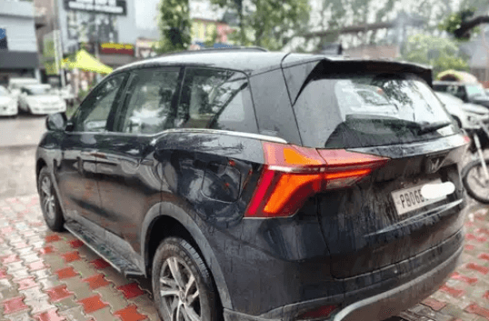 Used 2022 Mahindra XUV700 Used 2022 Mahindra XUV700