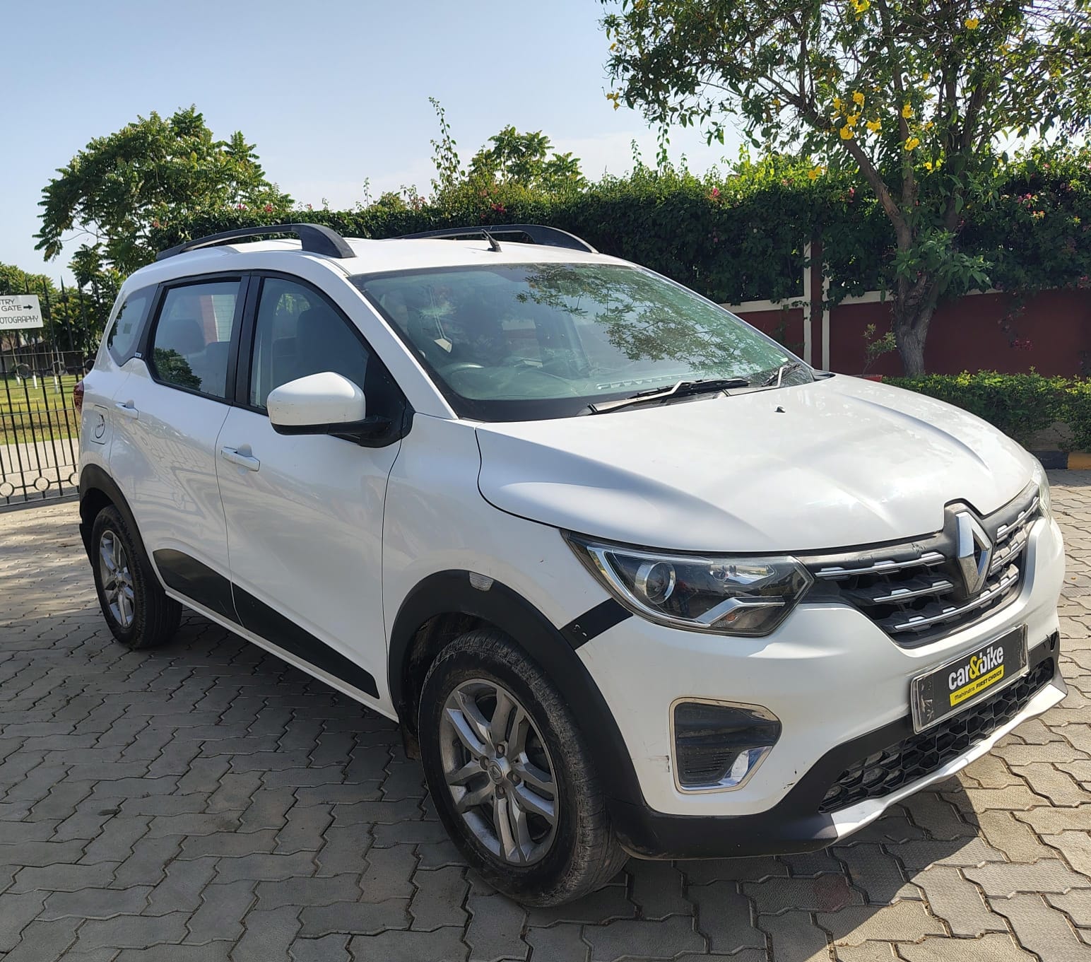 Used 2020 Renault Triber Used 2020 Renault Triber