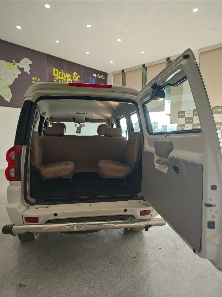 Used 2015 Mahindra Scorpio Used 2015 Mahindra Scorpio