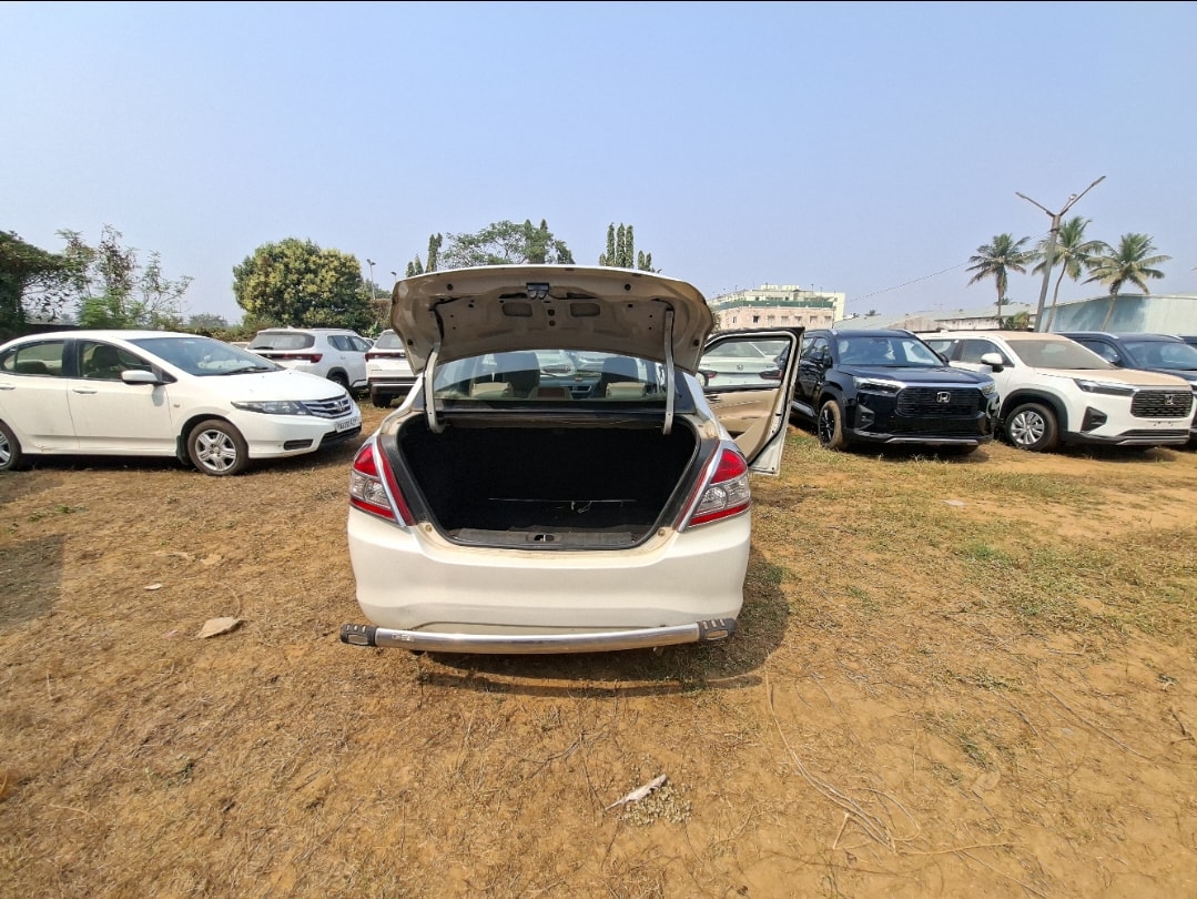 Used 2016 Maruti Suzuki Swift DZire Used 2016 Maruti Suzuki Swift DZire