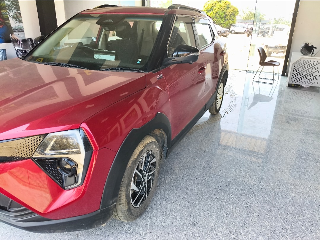 Used 2024 Mahindra XUV 3XO Used 2024 Mahindra XUV 3XO