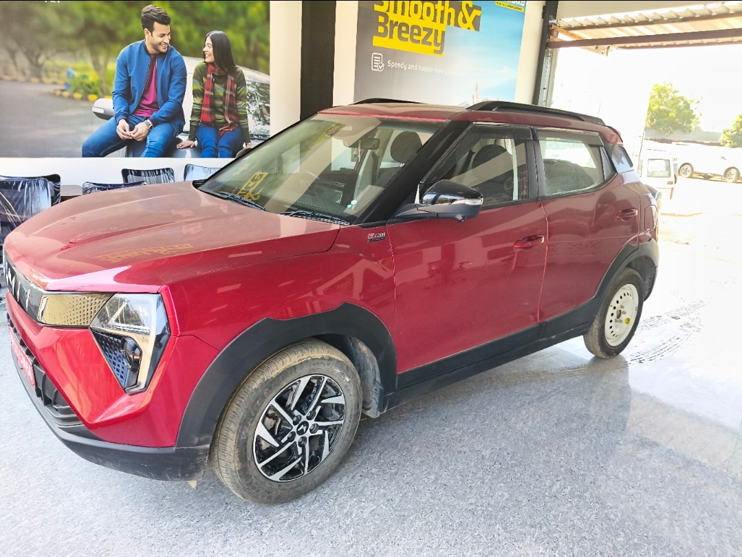 Used 2024 Mahindra XUV 3XO Used 2024 Mahindra XUV 3XO