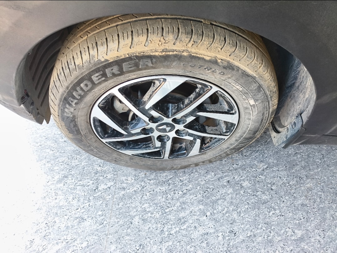 Used 2024 Mahindra XUV 3XO Used 2024 Mahindra XUV 3XO
