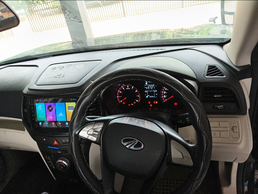Used 2022 Mahindra XUV300 Used 2022 Mahindra XUV300