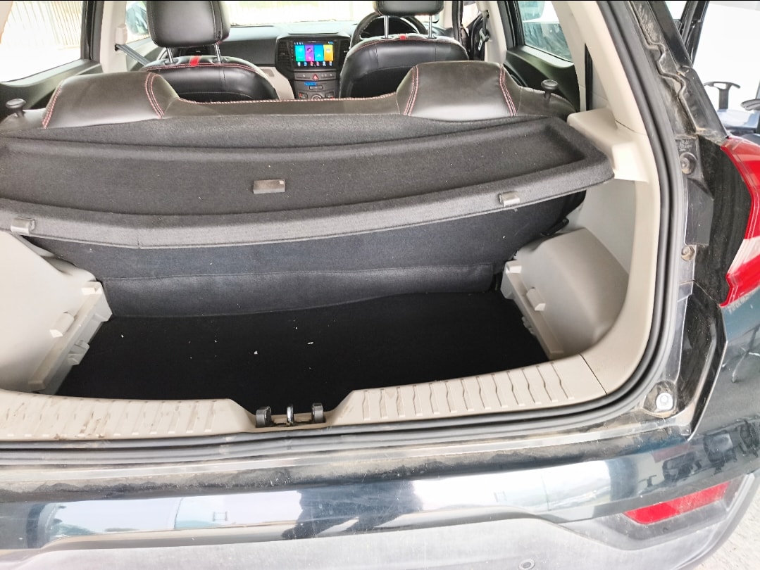 Used 2022 Mahindra XUV300 Used 2022 Mahindra XUV300