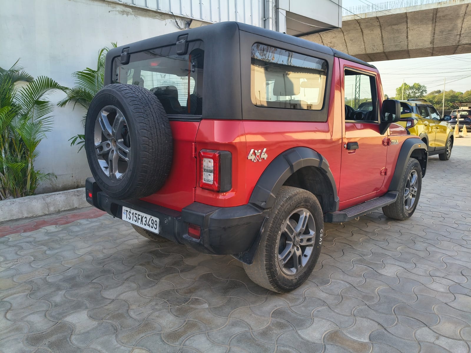Used 2022 Mahindra Thar Used 2022 Mahindra Thar