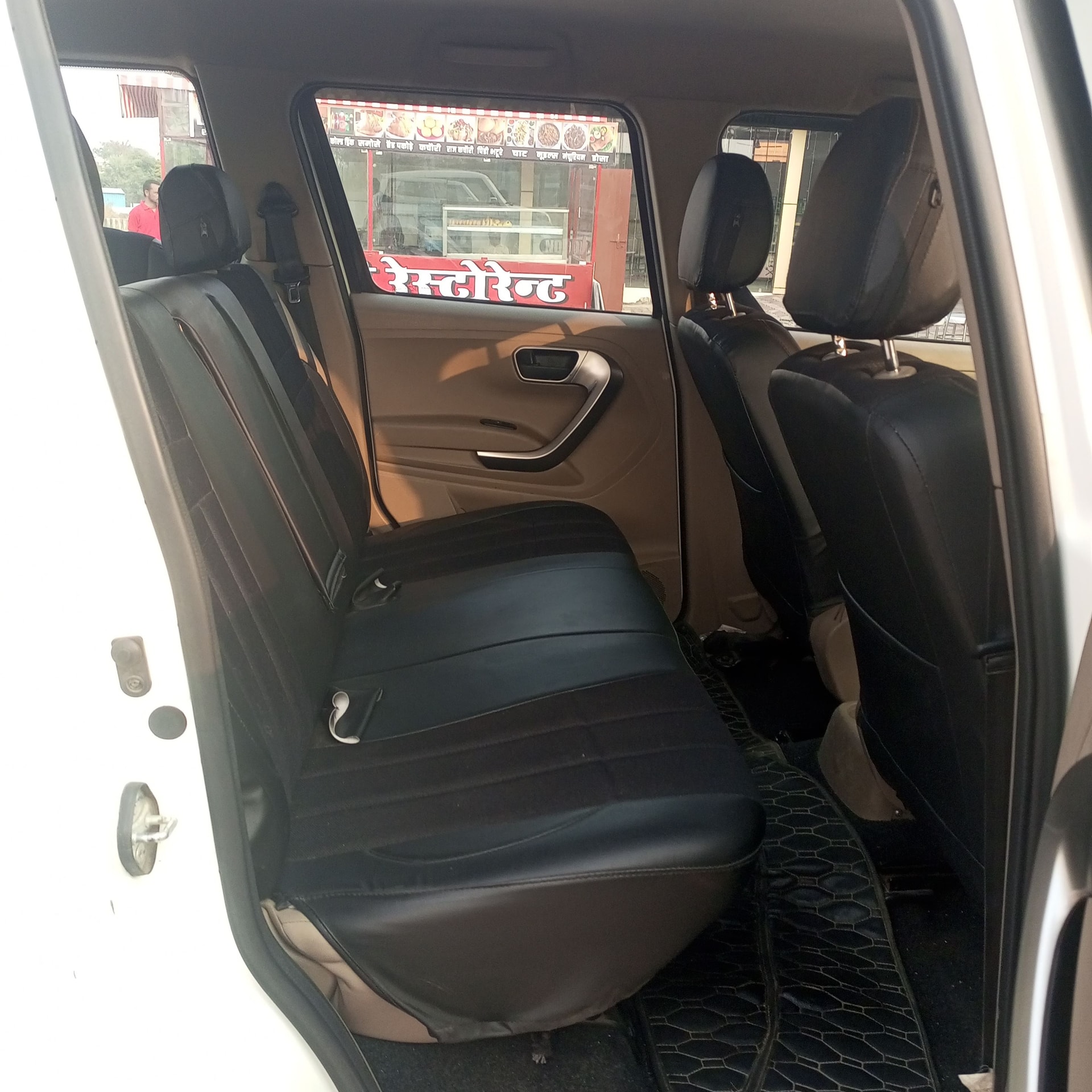 Used 2023 Mahindra Bolero Neo Used 2023 Mahindra Bolero Neo
