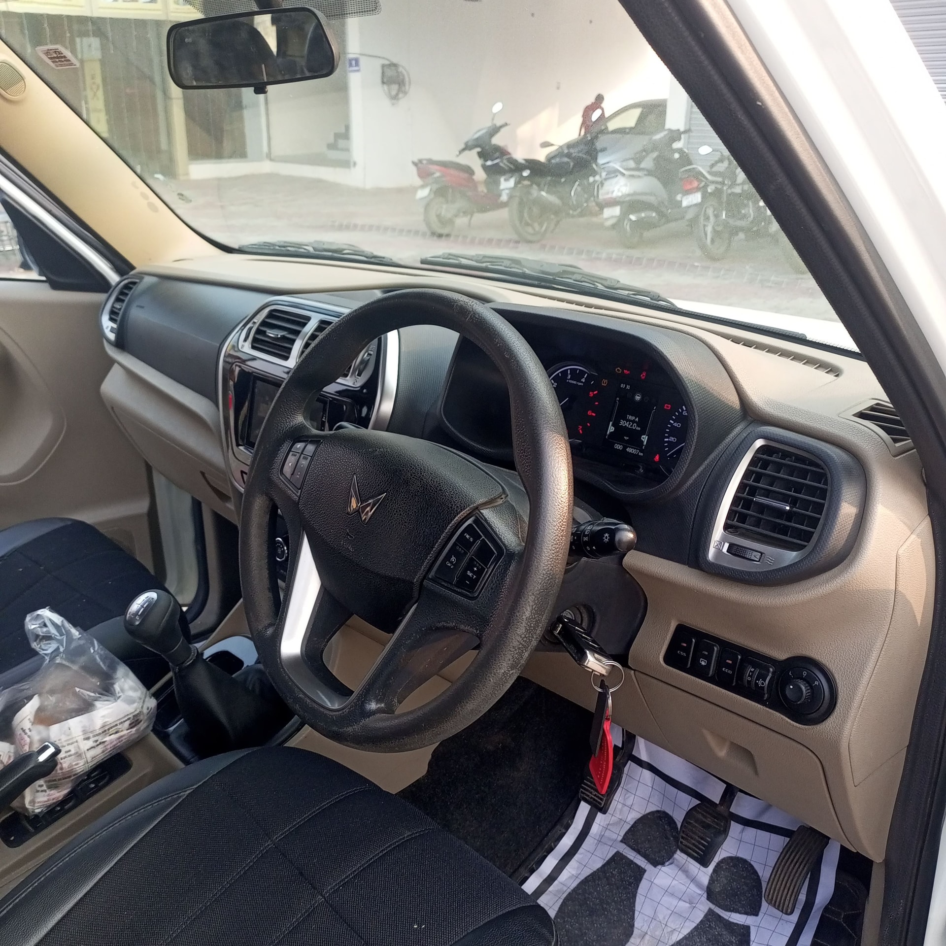 Used 2023 Mahindra Bolero Neo Used 2023 Mahindra Bolero Neo
