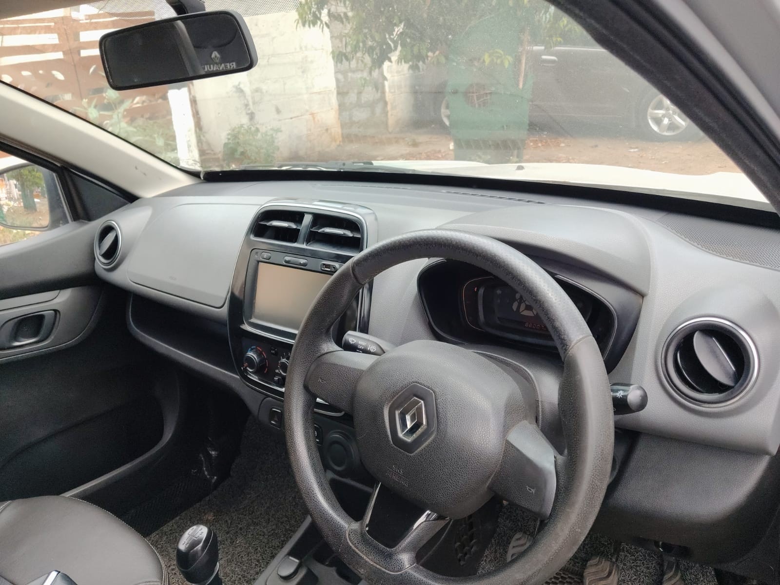 Kwid image 8 Kwid image 8