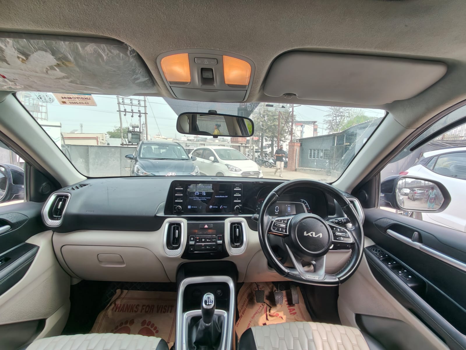 Used 2022 Kia Sonet Used 2022 Kia Sonet