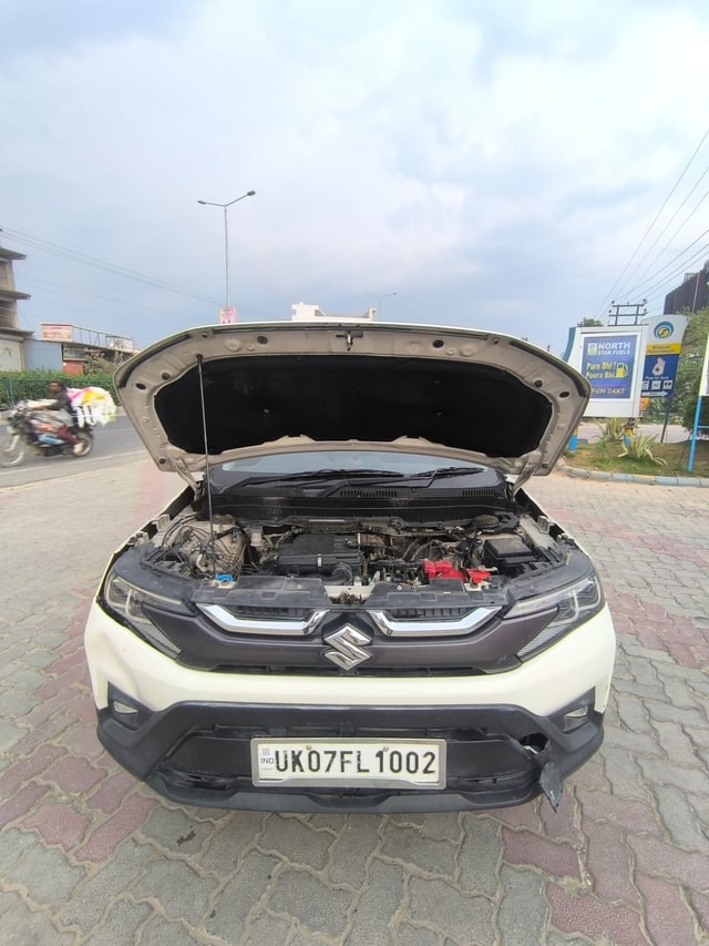 View Maruti Suzuki Brezza Image 5 Used Maruti Suzuki Brezza Image 5