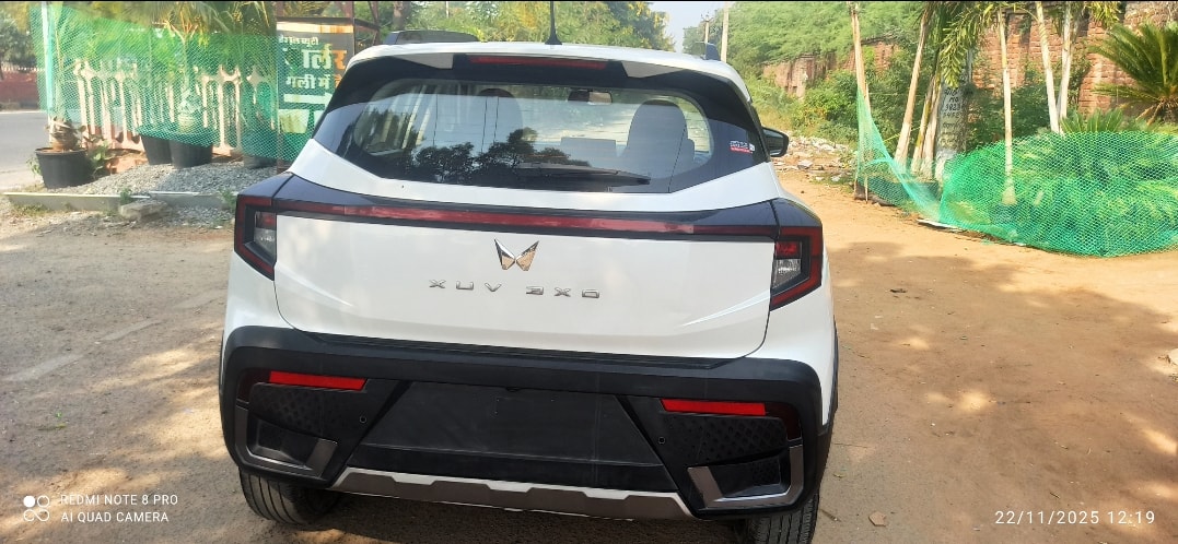 XUV 3XO image 3 XUV 3XO image 3