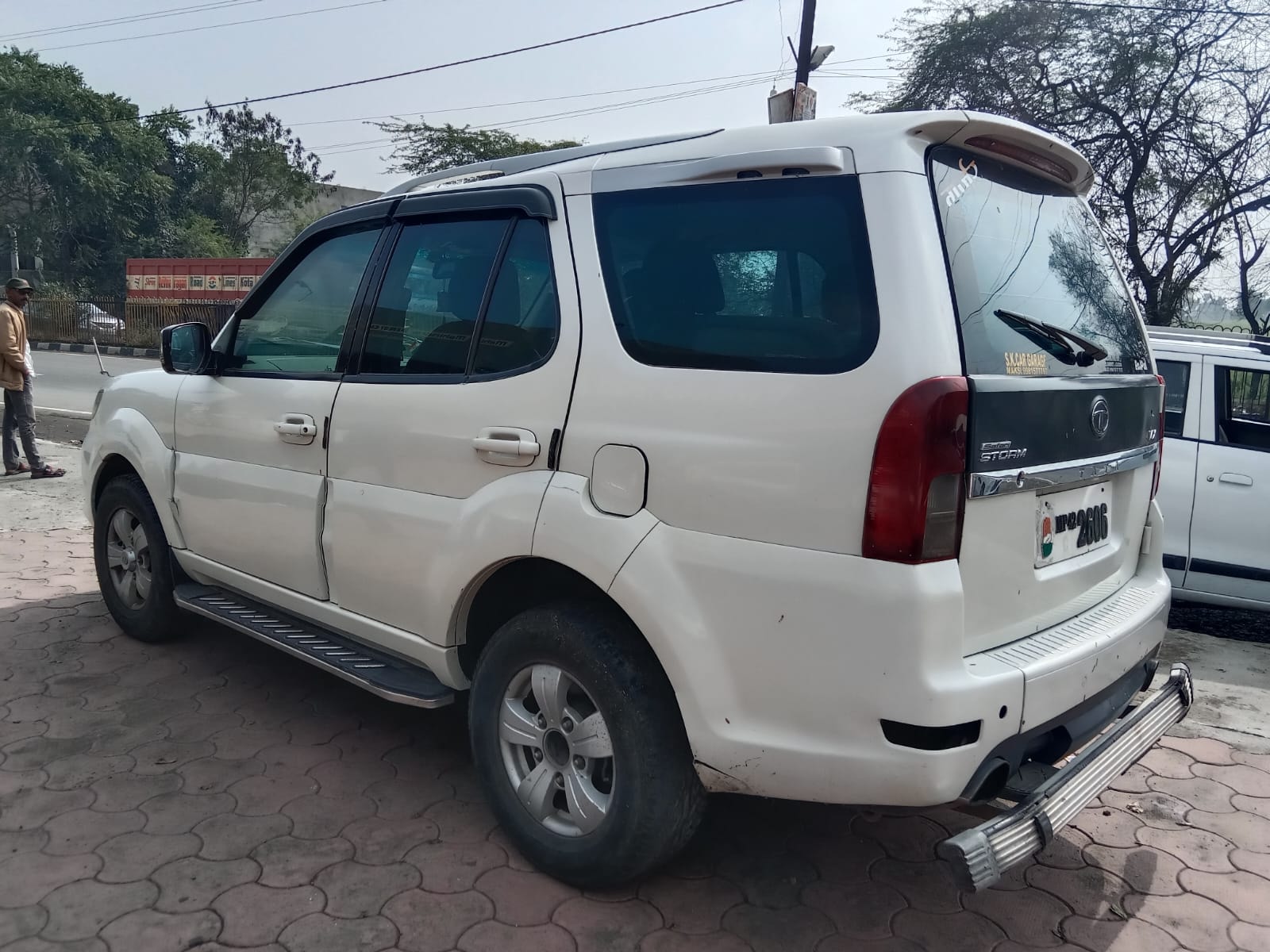 Used 2014 Tata Safari Storme Used 2014 Tata Safari Storme