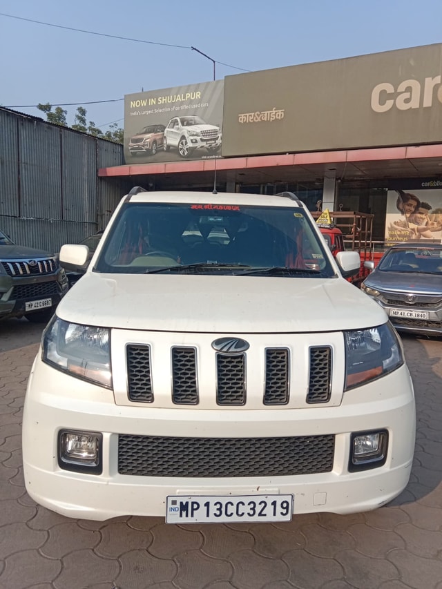 View Mahindra TUV300 Image 1 Used Mahindra TUV300 Image 1