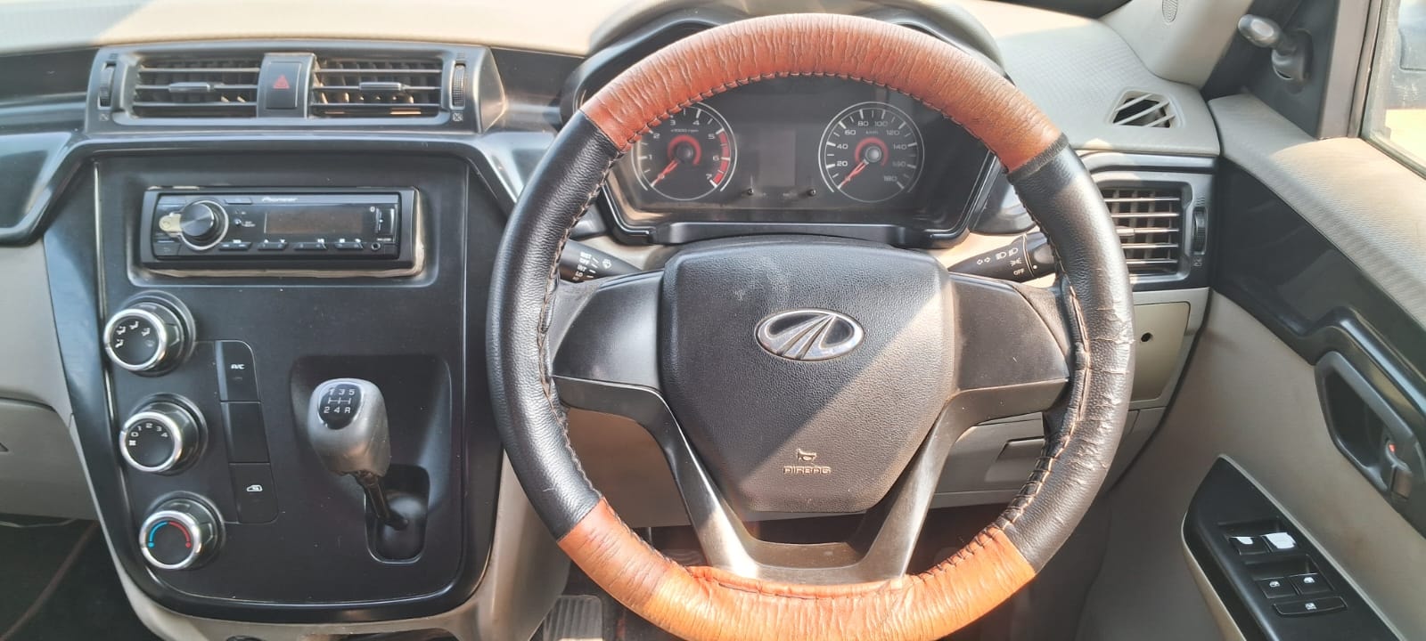 Used 2016 Mahindra KUV100 Used 2016 Mahindra KUV100
