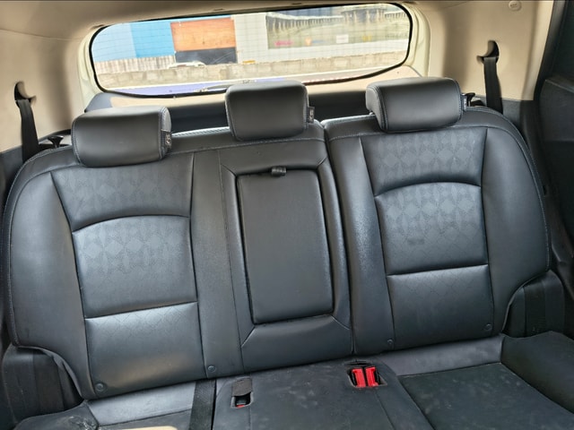 View Mahindra XUV400 Image 12 Used Mahindra XUV400 Image 12