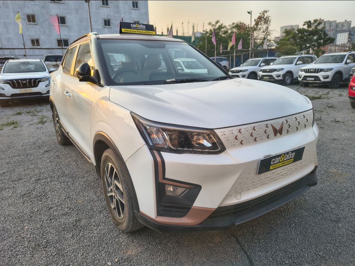 Used 2024 Mahindra XUV400 Used 2024 Mahindra XUV400