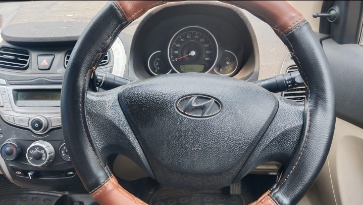 Used 2015 Hyundai EON Used 2015 Hyundai EON