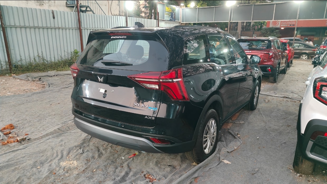 Used 2024 Mahindra XUV700 Used 2024 Mahindra XUV700