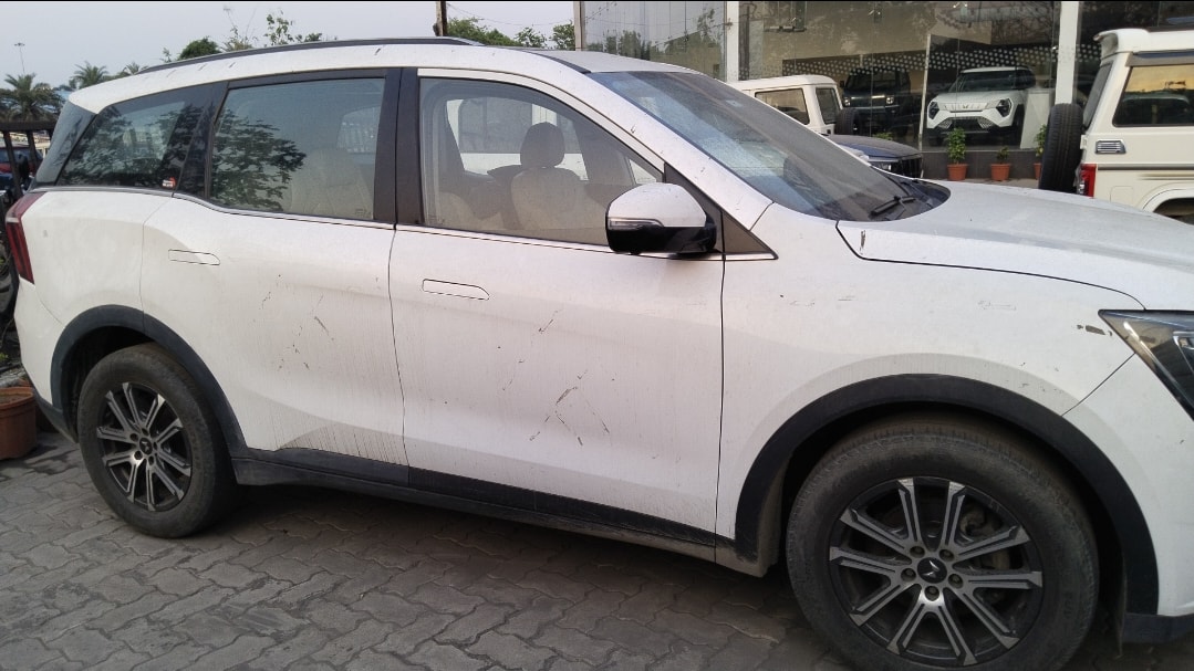 Used 2023 Mahindra XUV700 Used 2023 Mahindra XUV700