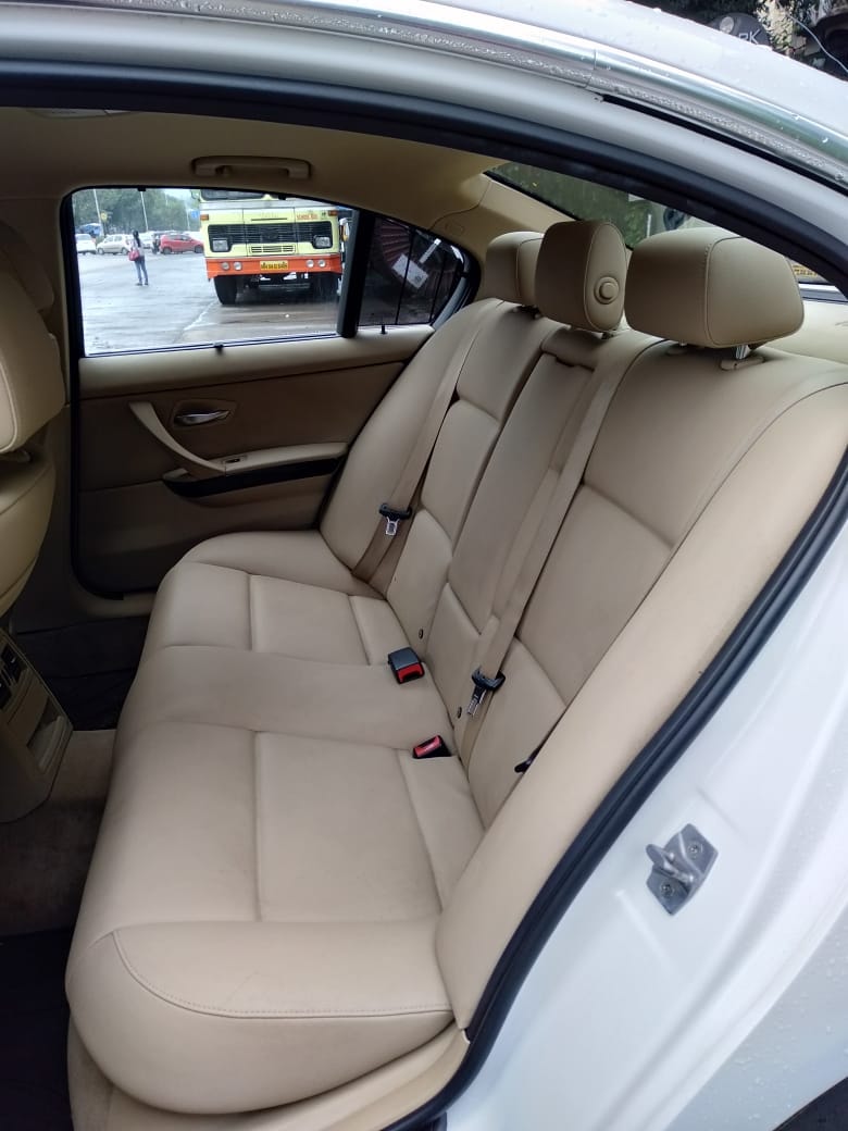 3 Series image 2 3 Series image 2