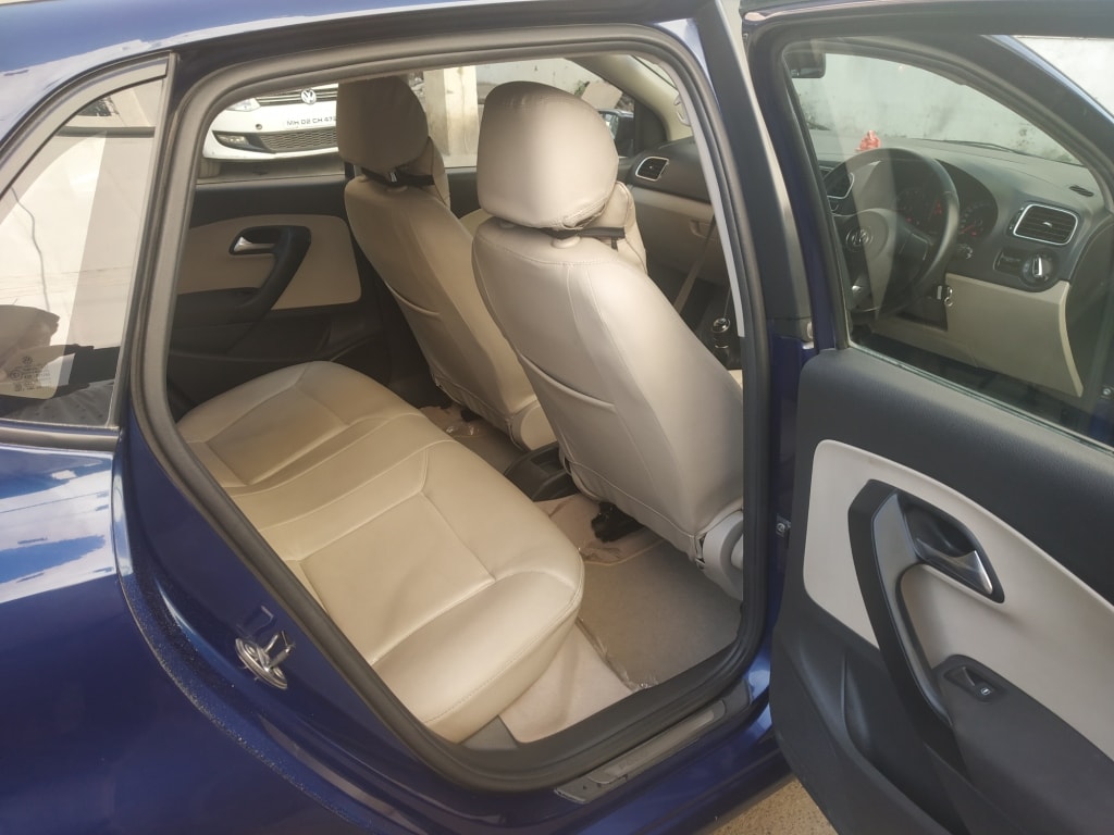 Polo image 3 Polo image 3