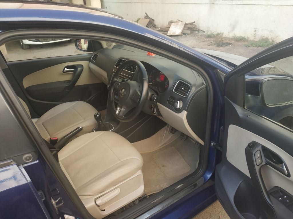 Polo image 5 Polo image 5